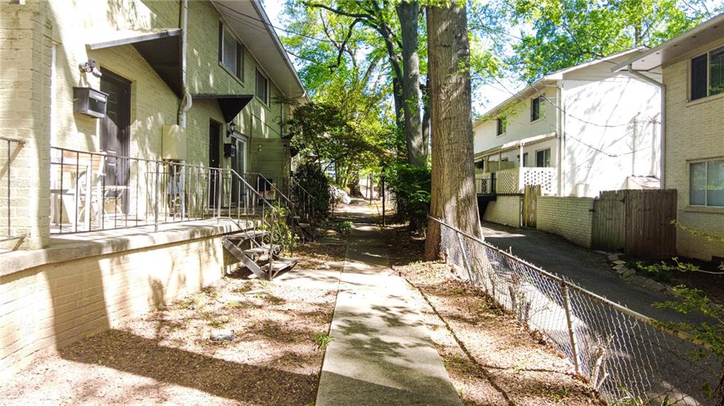 411 10th Street Ne Unit 7 Property Photo 22