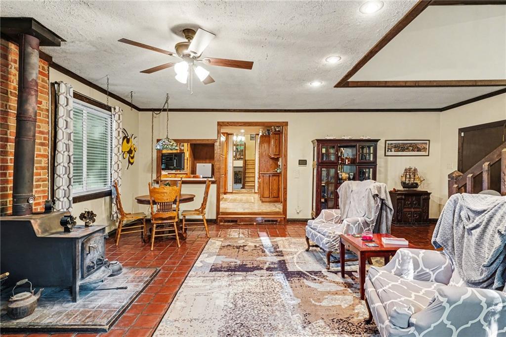 2467 Laurel Ridge Place Sw Property Photo 7