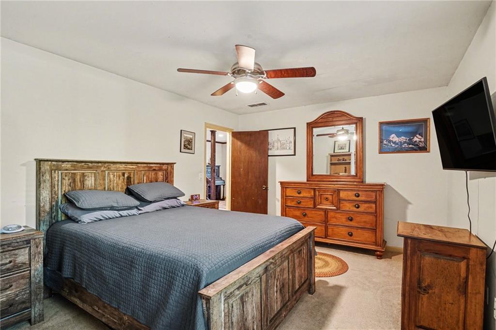 2467 Laurel Ridge Place Sw Property Photo 18