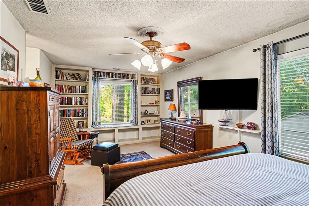 2467 Laurel Ridge Place Sw Property Photo 19