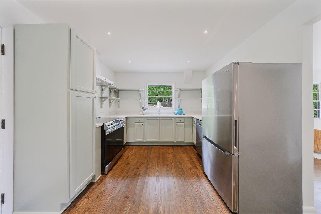 805 Gertrude Place Nw Property Photo 6