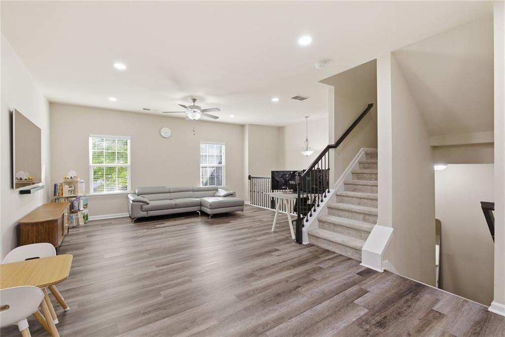 4322 Buford Valley Property Photo 7