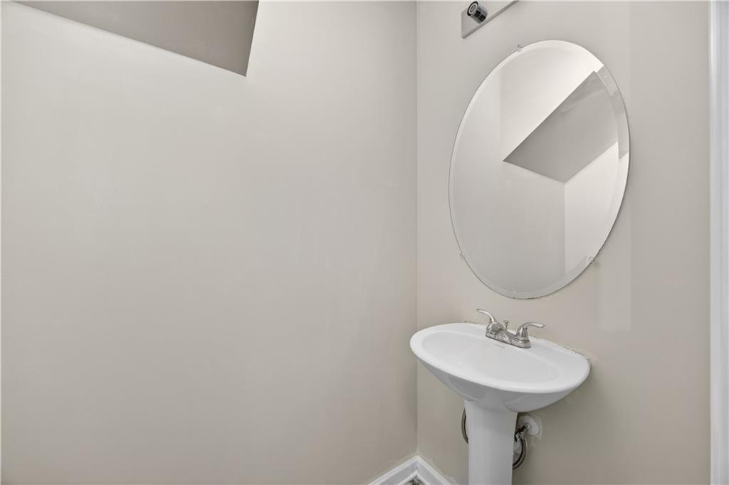 5640 Laurel Ridge Drive Property Photo 13