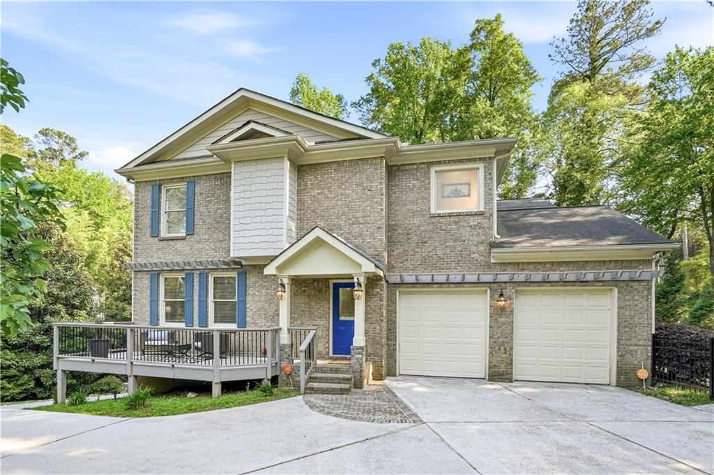2425 Flair Knoll Drive Ne Property Photo 2