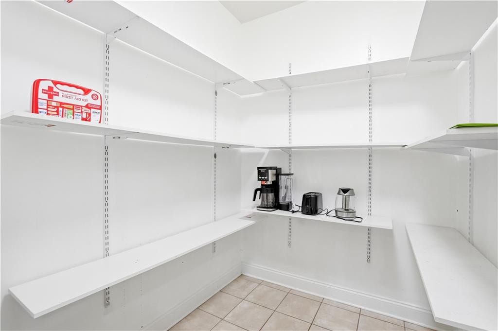 2425 Flair Knoll Drive Ne Property Photo 17