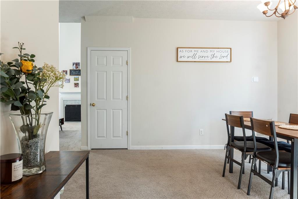 48 Hampton Drive Property Photo 4