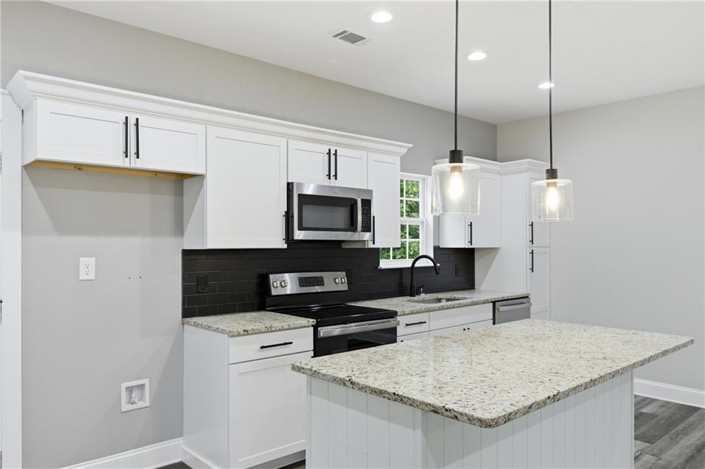 357 Orchard Way Se Property Photo 15