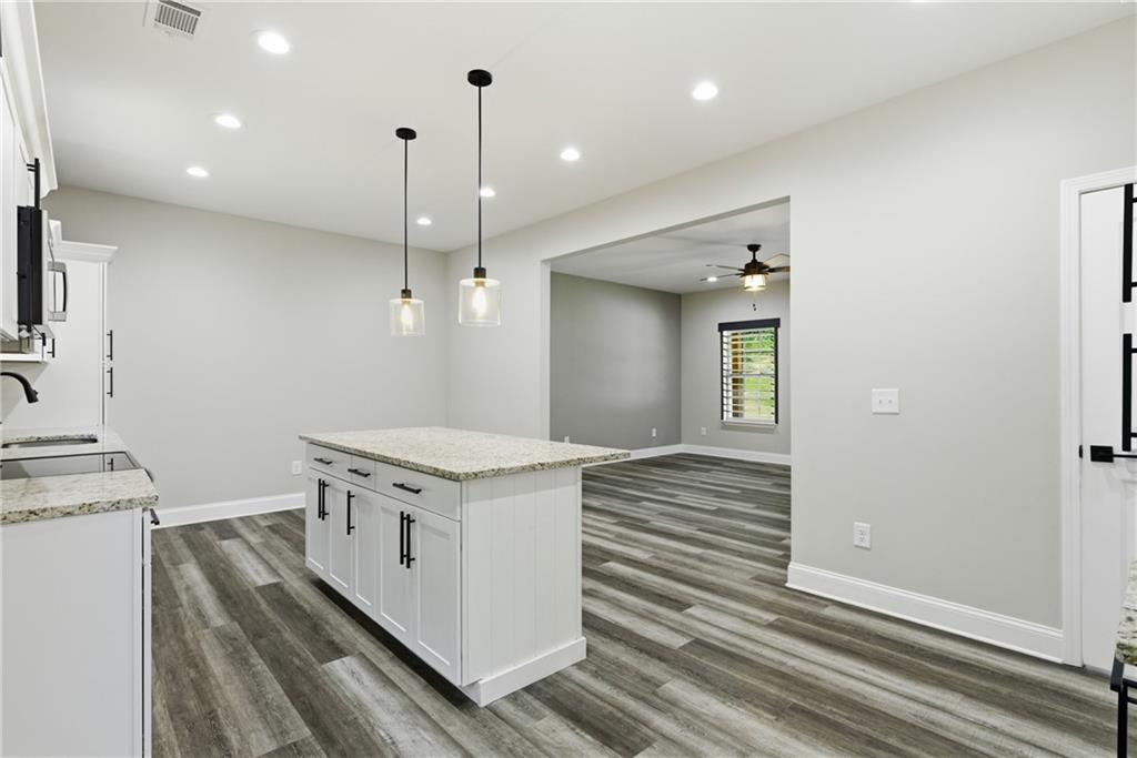 357 Orchard Way Se Property Photo 18