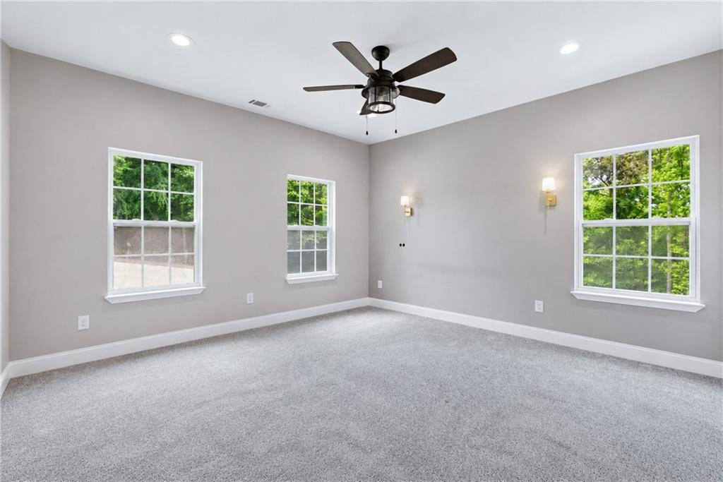 357 Orchard Way Se Property Photo 23