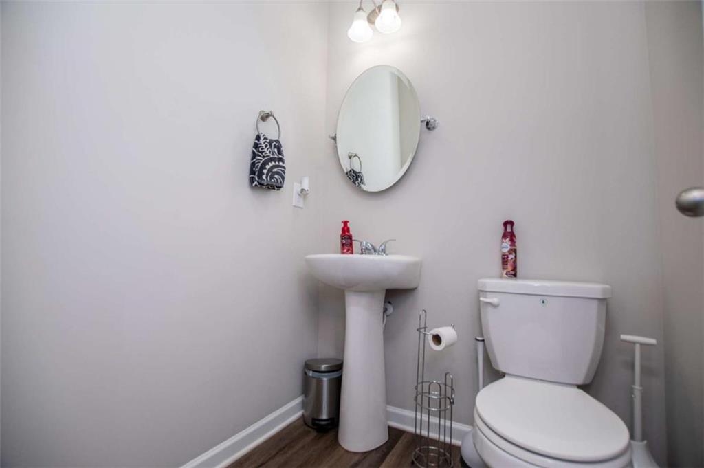 512 Silver Leaf Parkway Property Photo 20