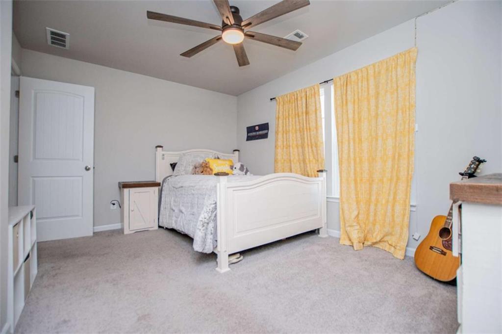 512 Silver Leaf Parkway Property Photo 30