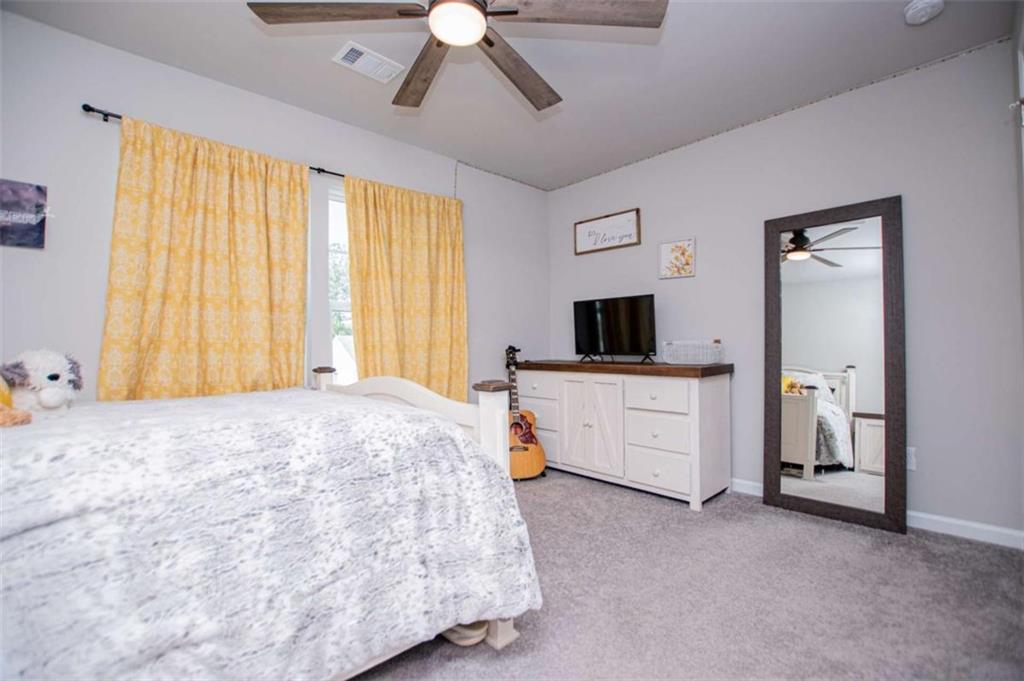 512 Silver Leaf Parkway Property Photo 31