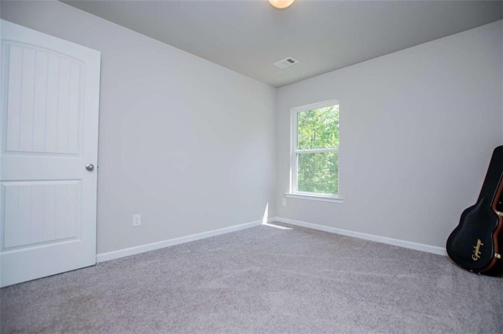 512 Silver Leaf Parkway Property Photo 36