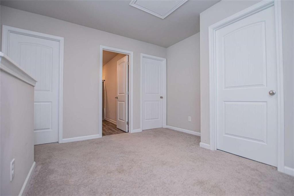 512 Silver Leaf Parkway Property Photo 38