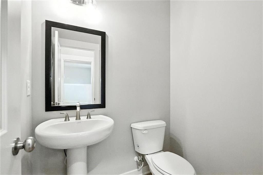 4034 Links Boulevard Property Photo 9