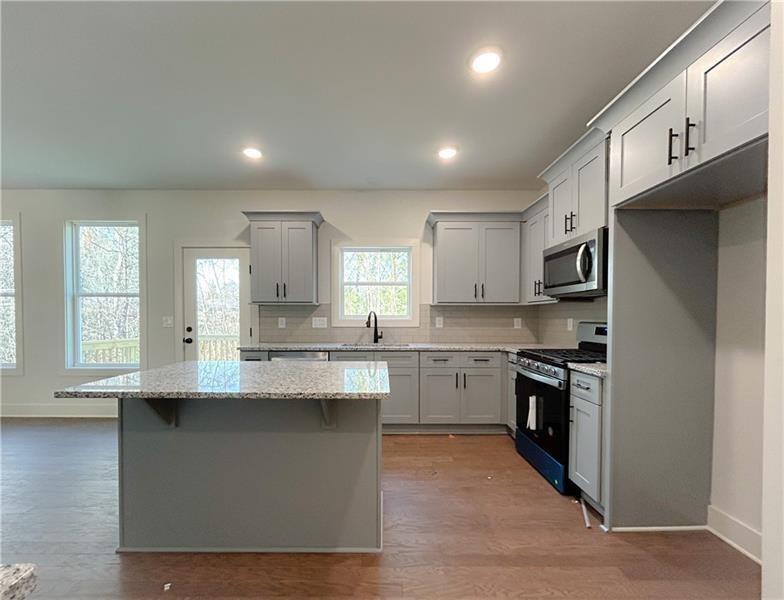 27 Bridgestone Way Property Photo 10