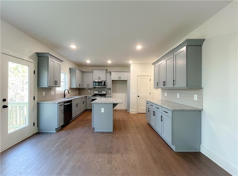 27 Bridgestone Way Property Photo 13