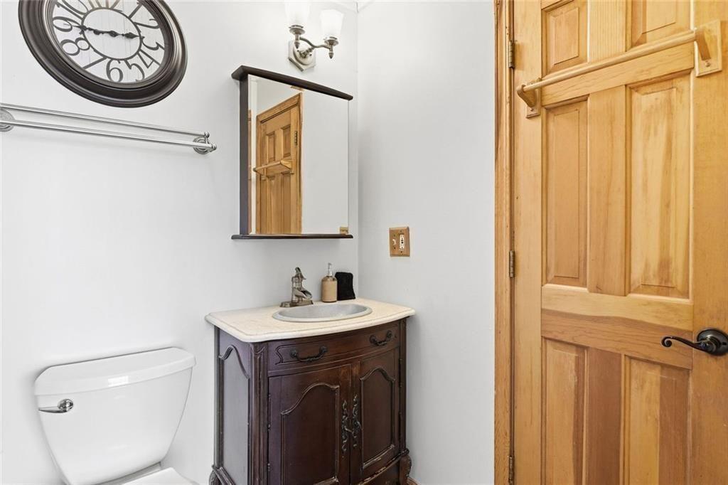 664 Renate Drive Property Photo 30