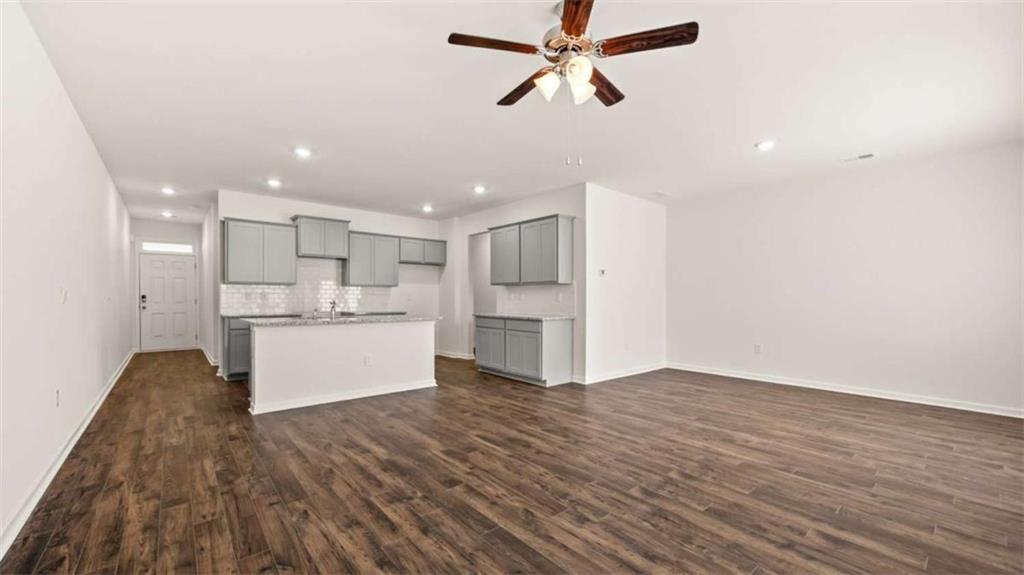 1402 Gray Branch Drive Property Photo 18