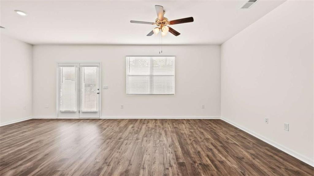 1402 Gray Branch Drive Property Photo 29