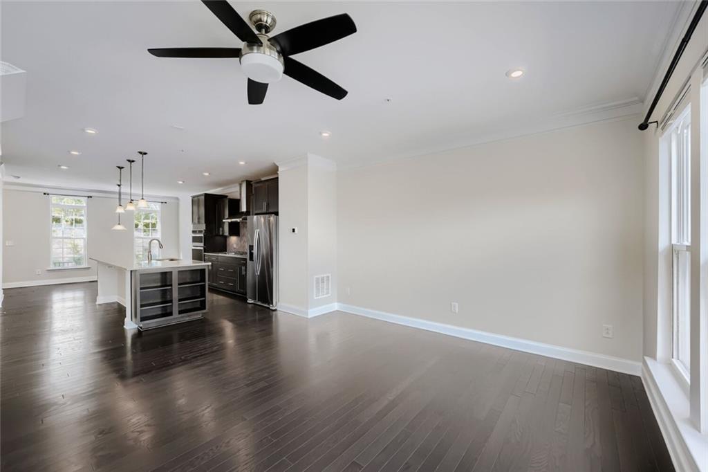 611 Hanlon Way Property Photo 5