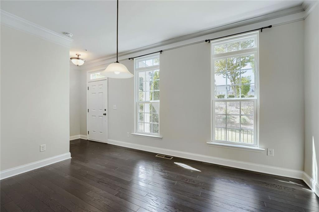 611 Hanlon Way Property Photo 7