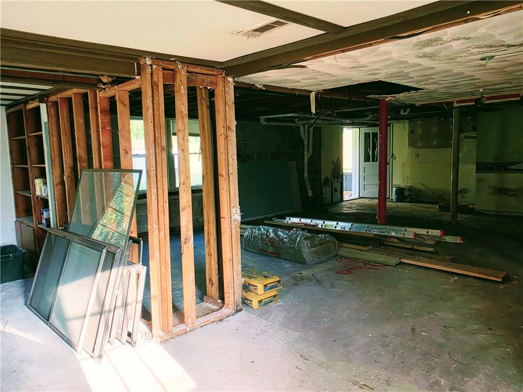 99 Hilltop Lane Property Photo 32