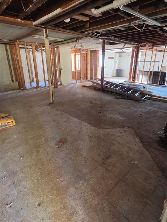 99 Hilltop Lane Property Photo 33