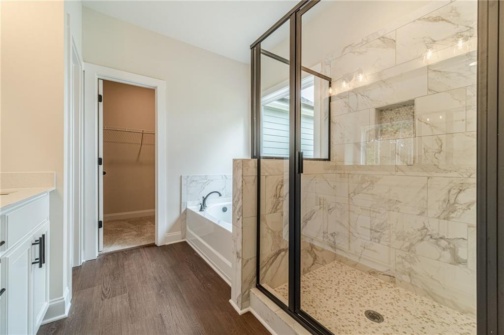 7756027 Property Photo 23