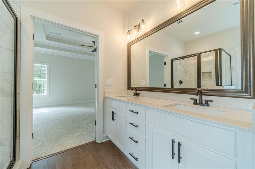 7756027 Property Photo 25