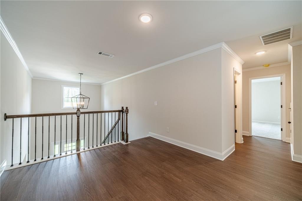 7756027 Property Photo 31
