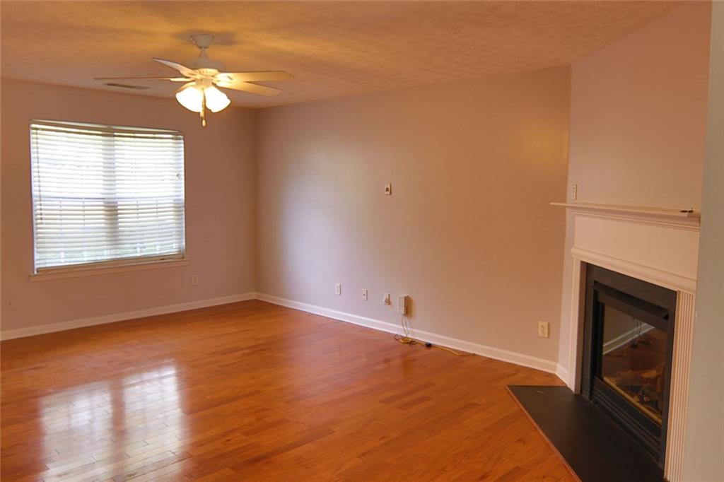 363 Springhaven Way Property Photo 5
