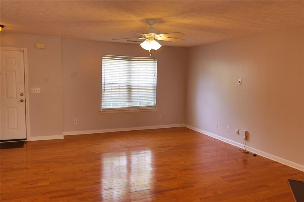 363 Springhaven Way Property Photo 6