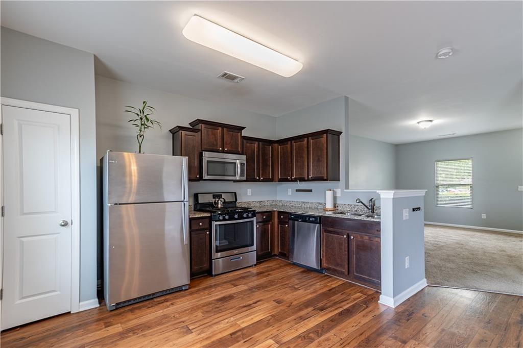 623 Nonsuch Way Property Photo 4