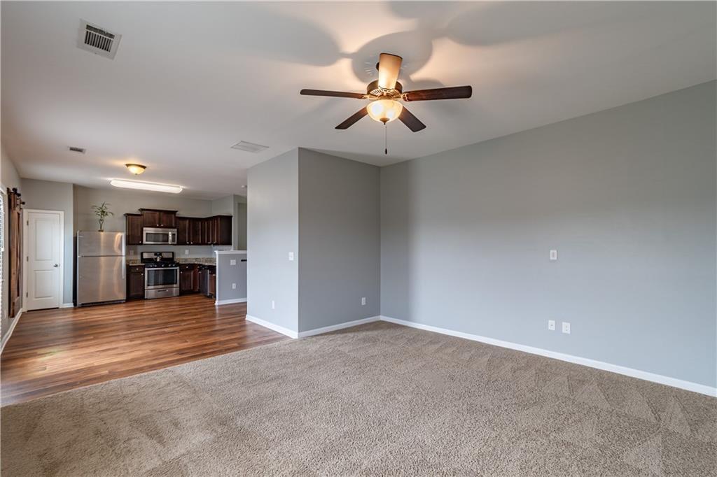 623 Nonsuch Way Property Photo 8