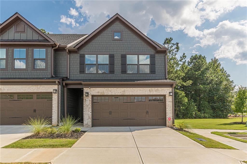255 Climbing Ivy Circle Property Photo 1