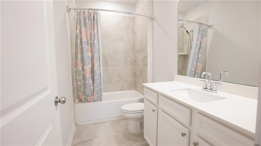 585 Briard Drive Property Photo 43