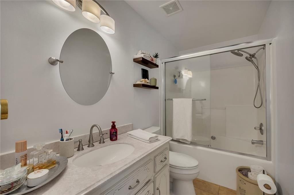 701 Mulberry Circle Property Photo 24