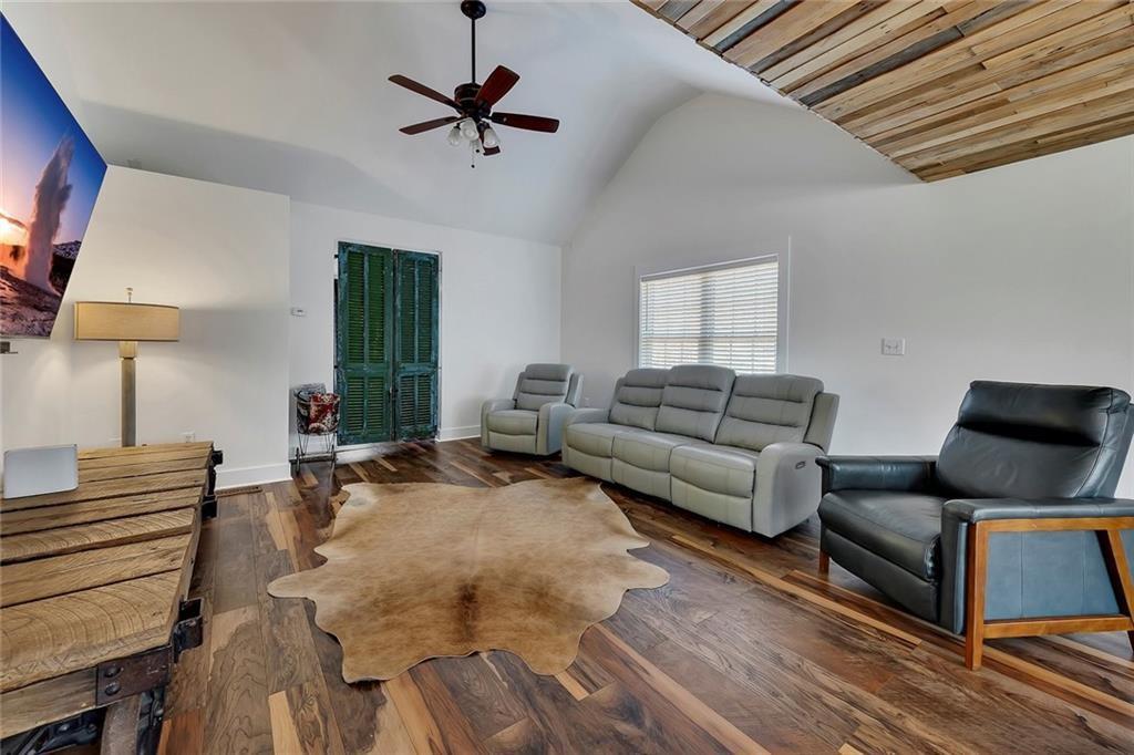 701 Mulberry Circle Property Photo 35