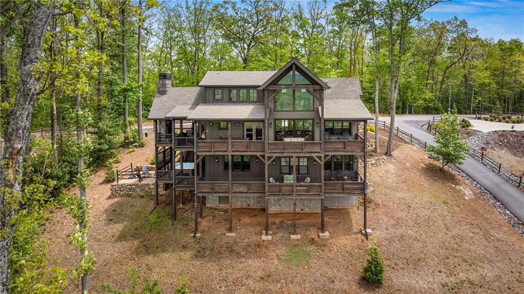 802 Overlook Drive Property Photo 6