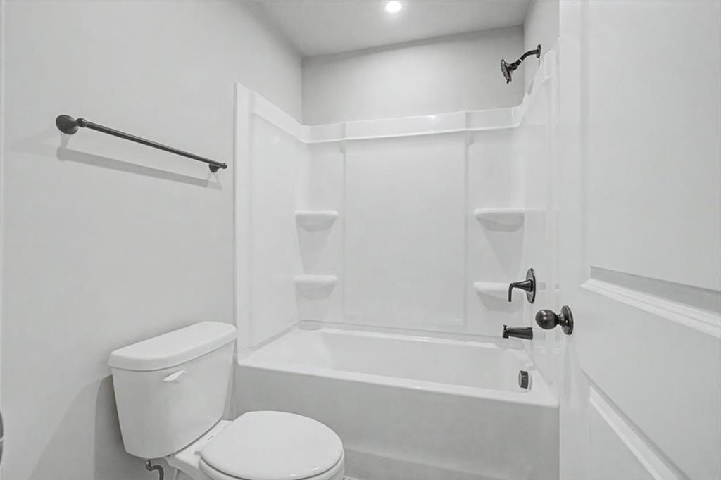 2030 Linda Drive Property Photo 32