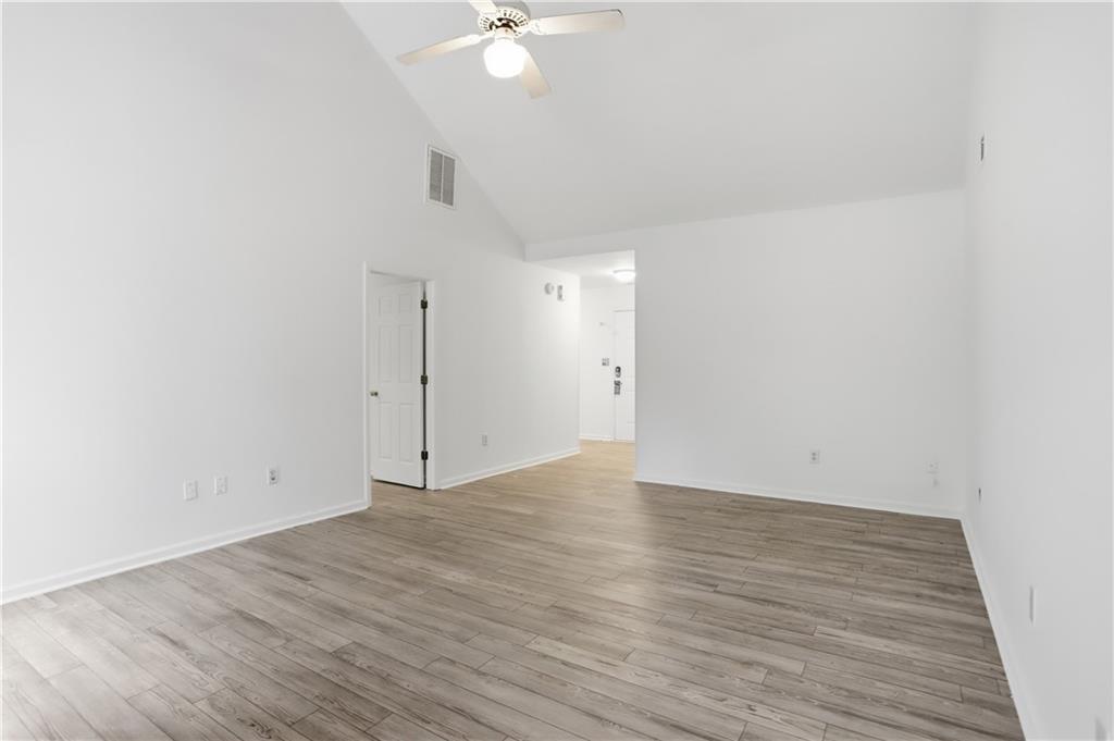 120 Brookstone Court Property Photo 9