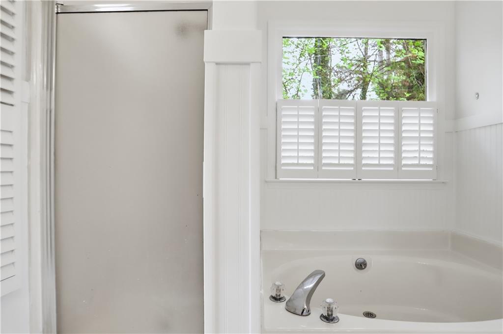 120 Brookstone Court Property Photo 22