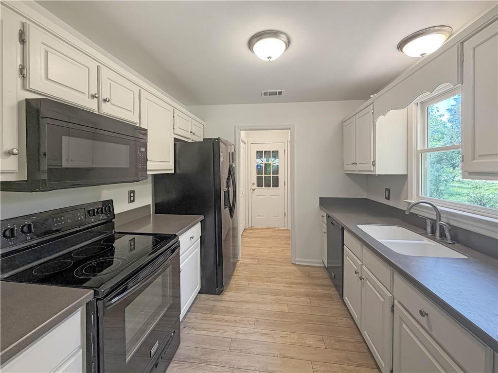 120 Brookstone Court Property Photo 28
