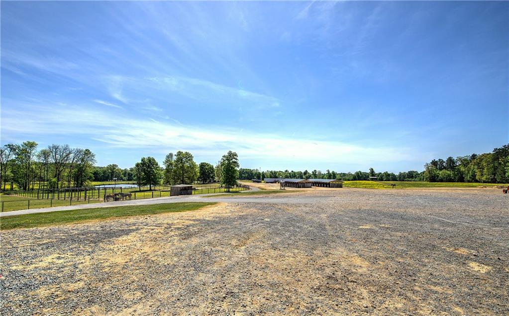486 County Line Road Property Photo 14