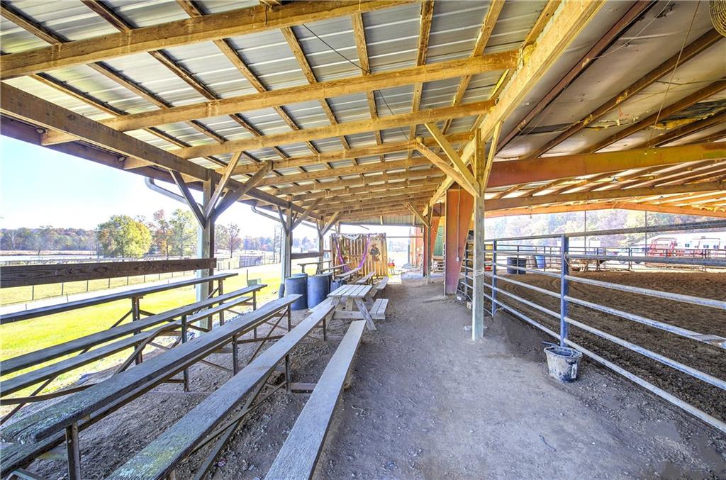 486 County Line Road Property Photo 28