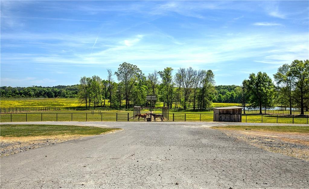 486 County Line Road Property Photo 42