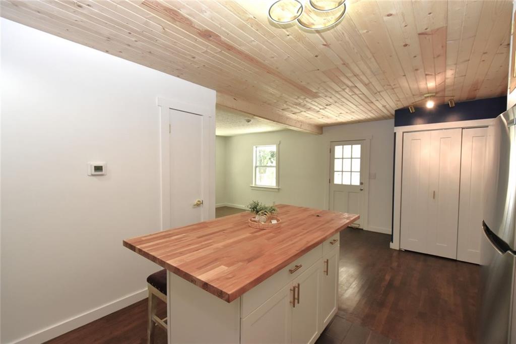 2030 Sanders Drive Property Photo 12