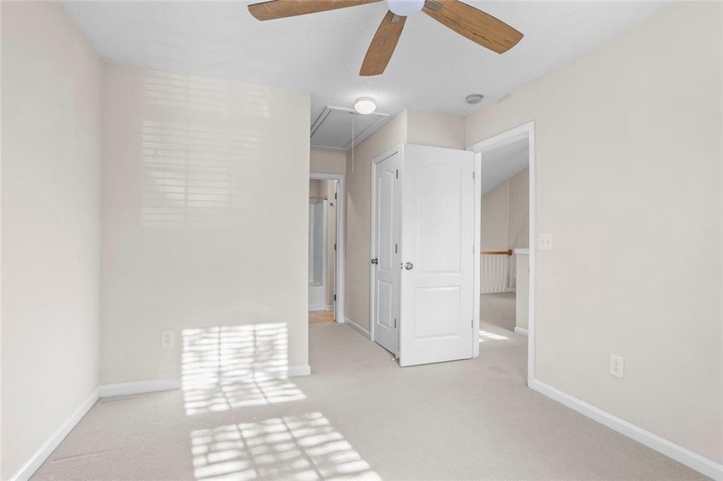 184 Darby's Crossing Court Property Photo 33