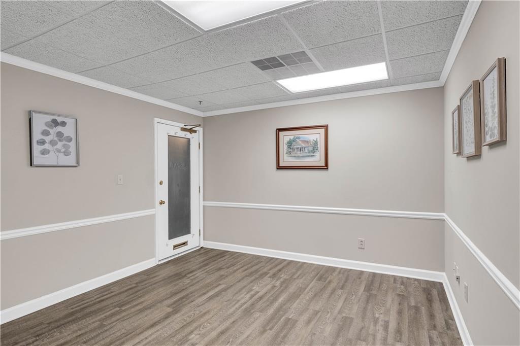 425 E Crossville Road Unit 213 Property Photo 3